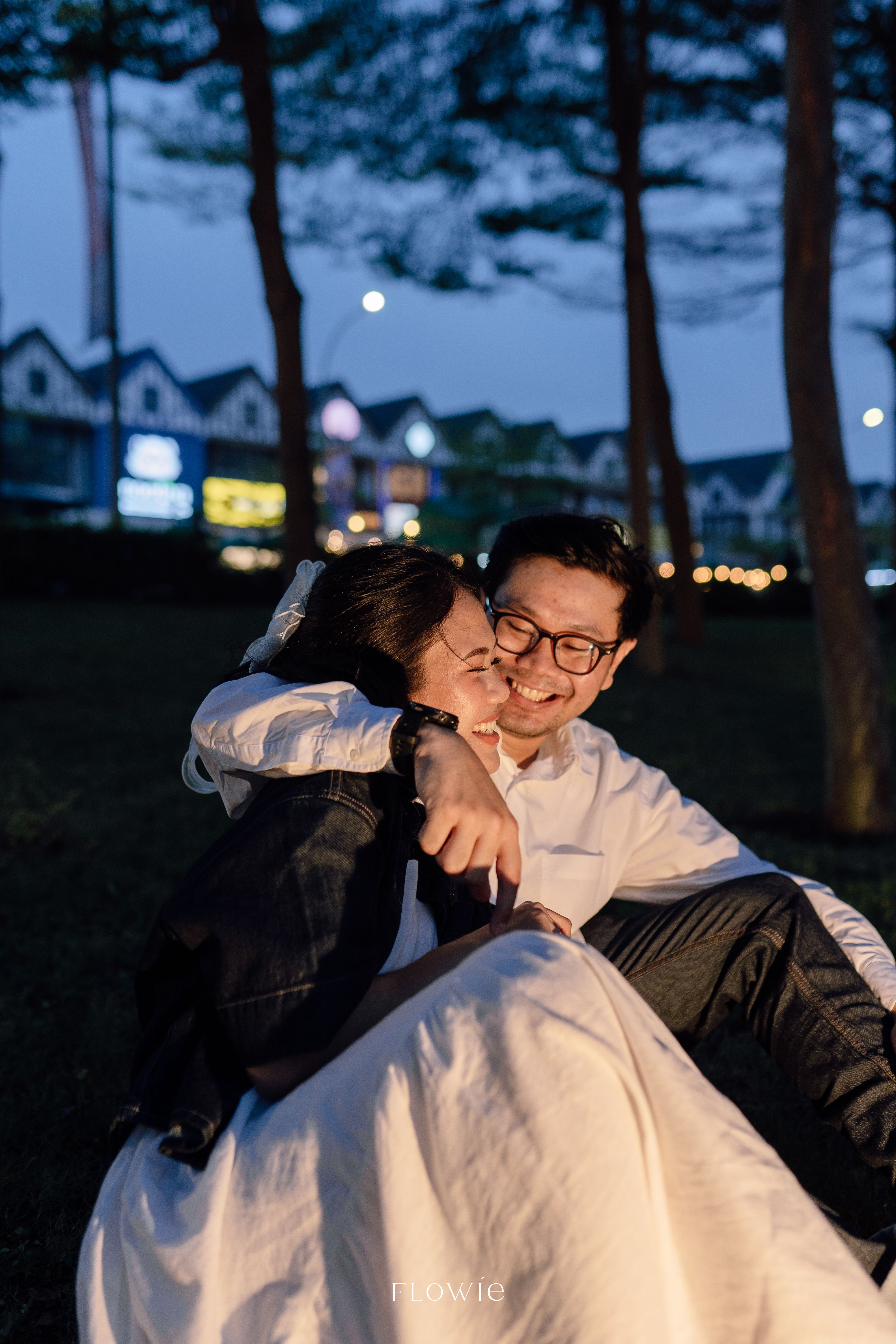 Couple moment